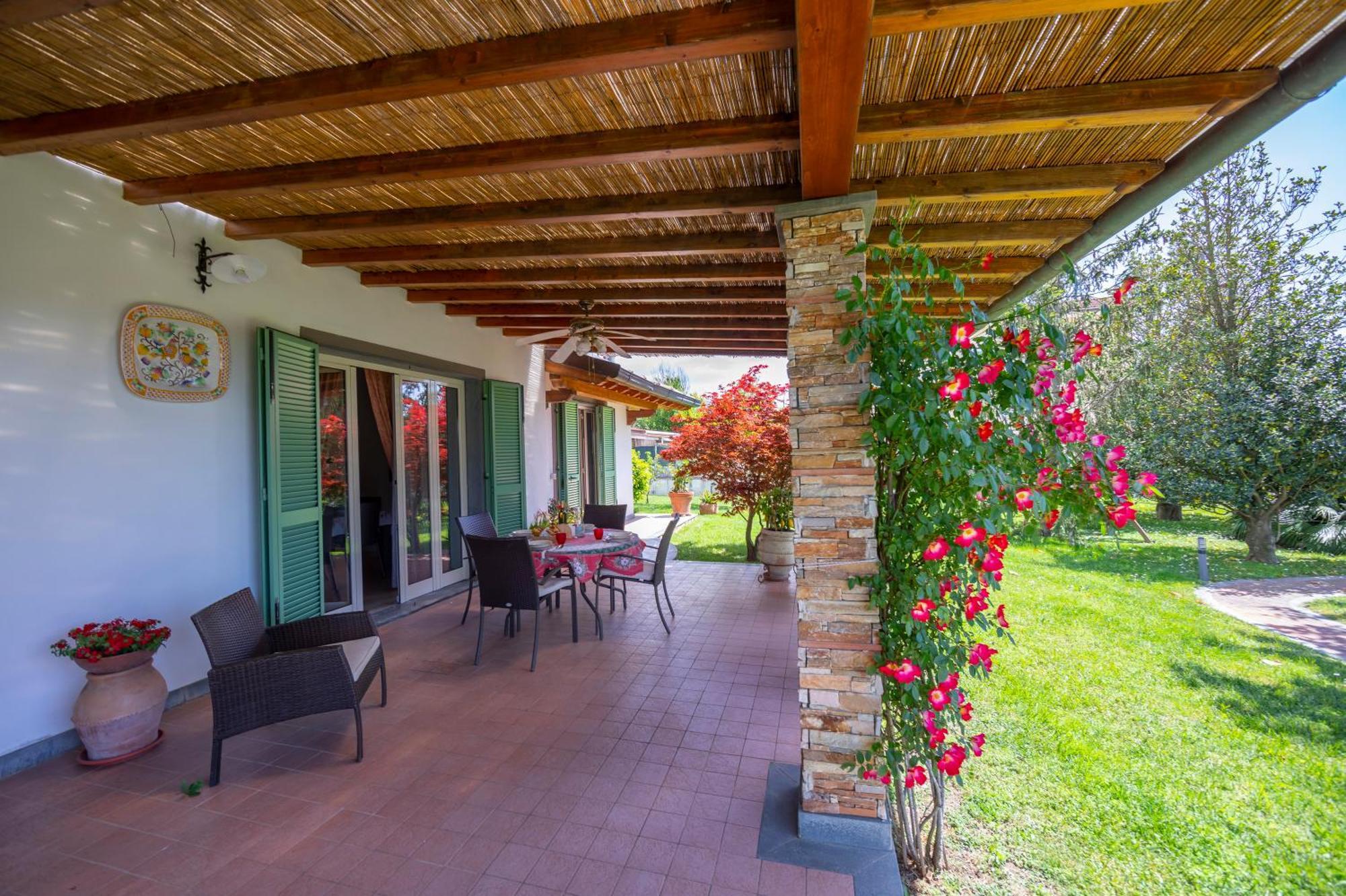 Villa Clara Few Km From The Sea - Happy Rentals Pietrasanta Exterior foto